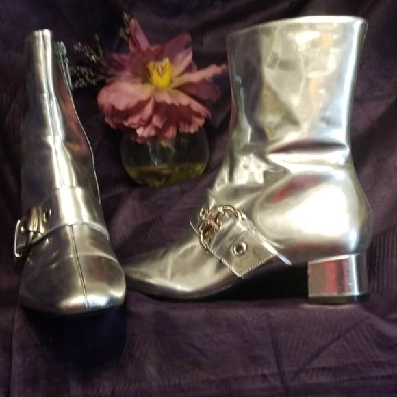 Shoes: Franco Sarto Silver Booties - Picture 5 of 7